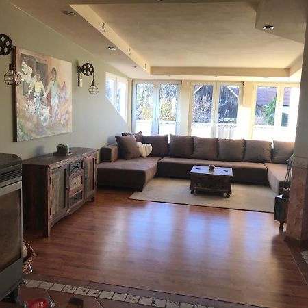 Helle, Offene Dachgeschosswohnung Mit Terrasse Oberloisdorf エクステリア 写真