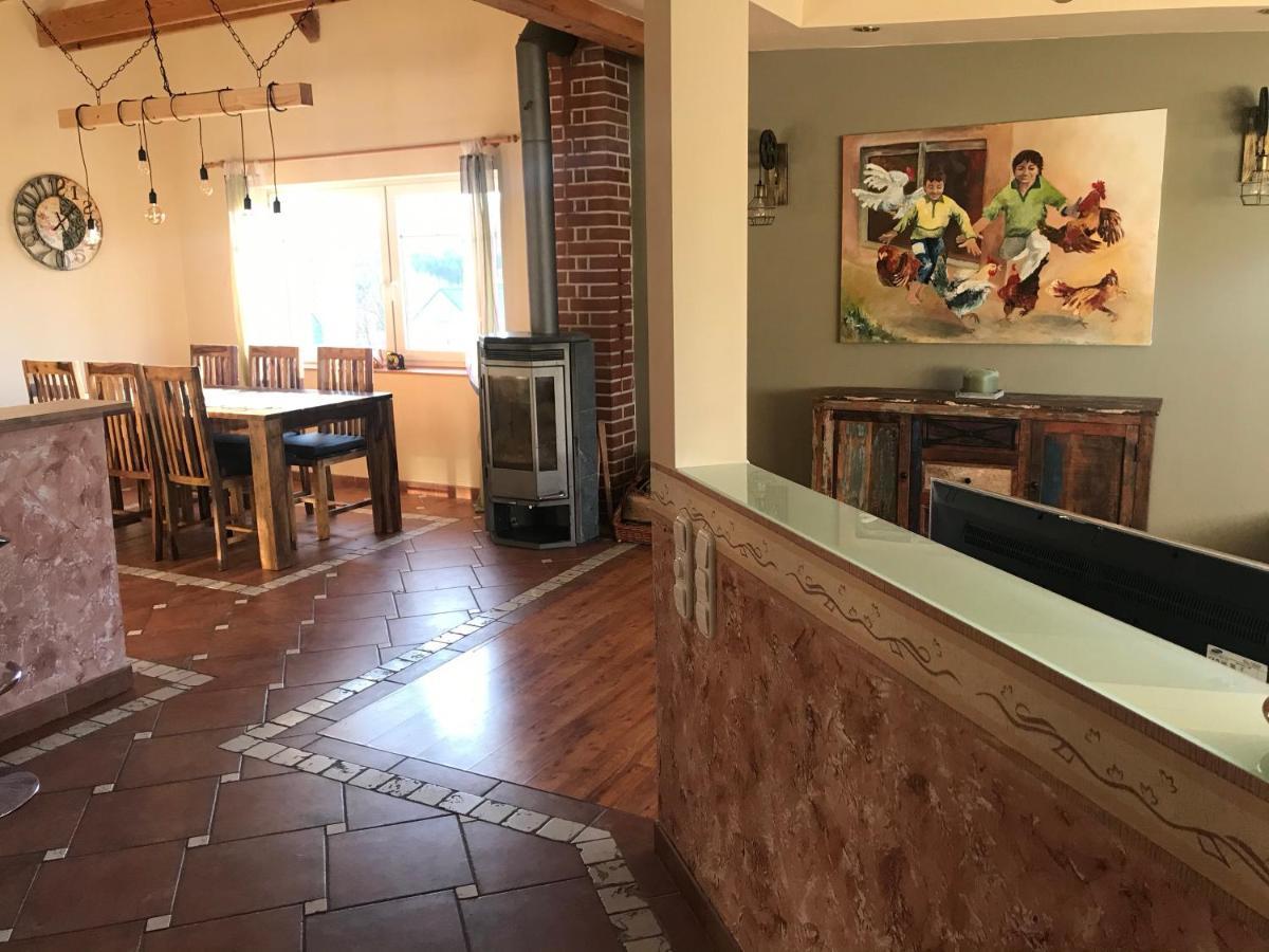 Helle, Offene Dachgeschosswohnung Mit Terrasse Oberloisdorf エクステリア 写真