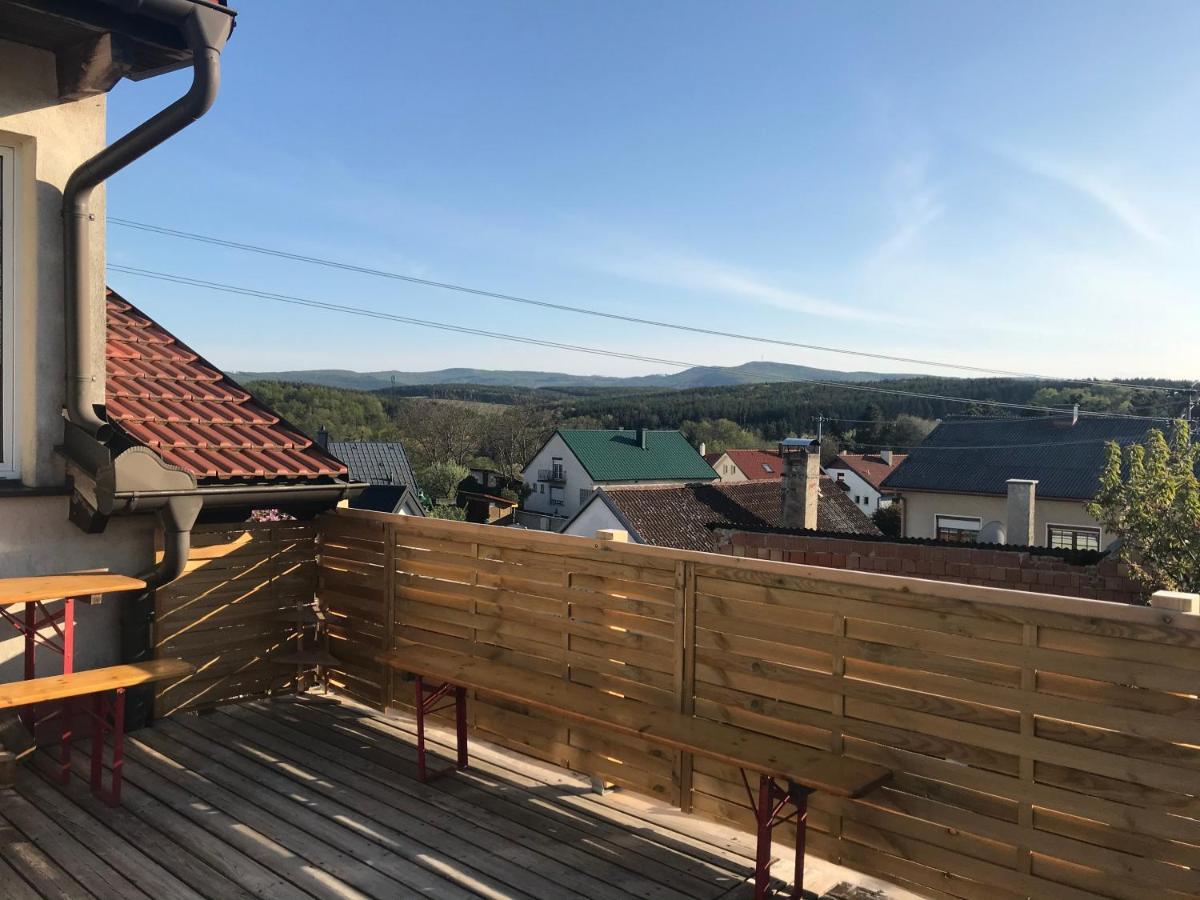Helle, Offene Dachgeschosswohnung Mit Terrasse Oberloisdorf エクステリア 写真